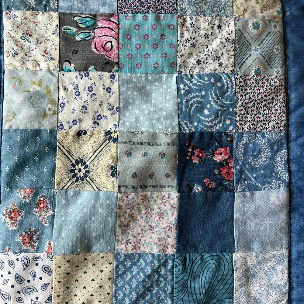 Set of 4 Vintage Quilted Patchwork Placemats Floral Cottagecore Farmhouse
